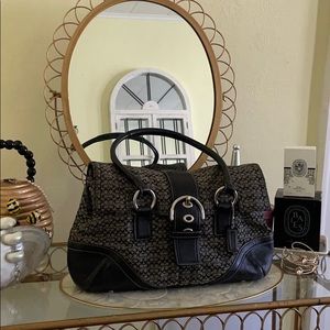 Black Coach Shoulderbag